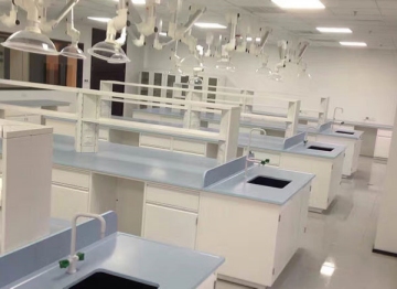 武汉实验台移动与固定方式如何选择？看场景选对才实用